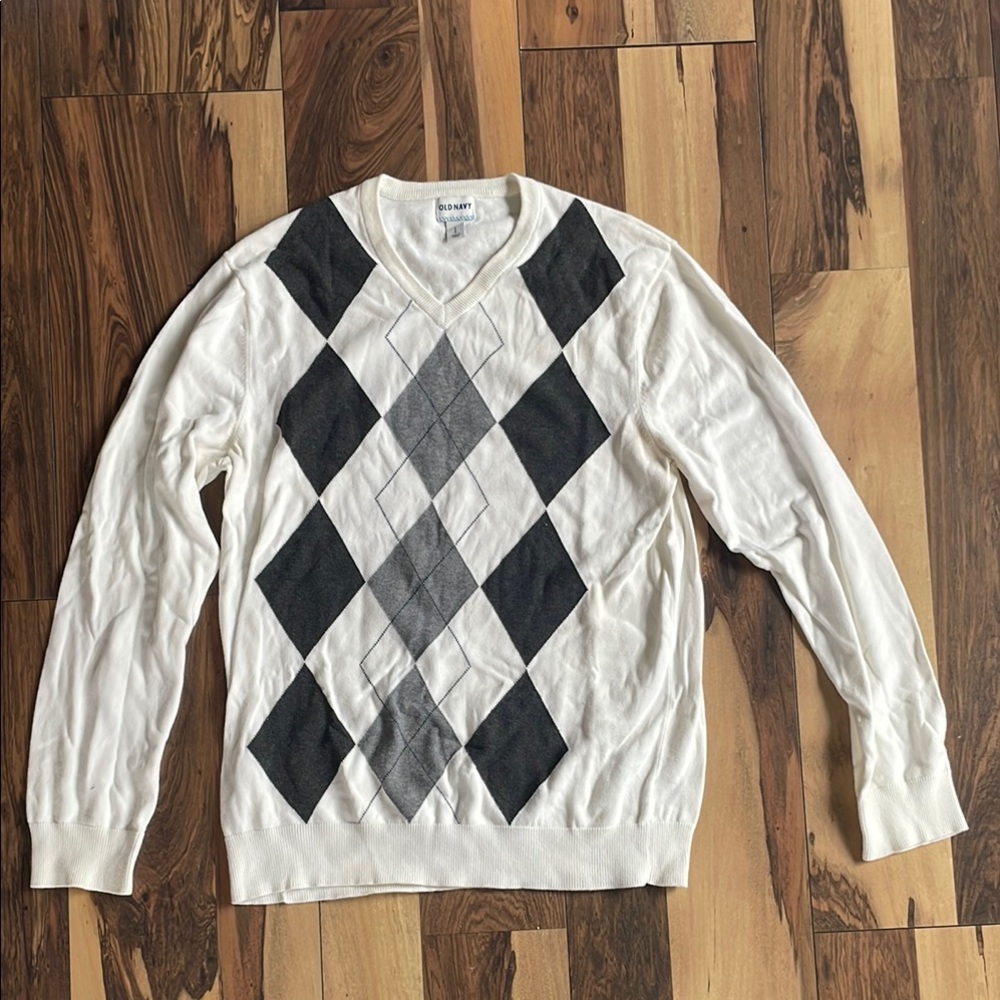 Old Navy Men's Argyle Sweater - Cream and Black - Picture 3 of 5